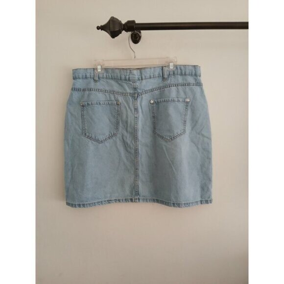 Wednesdays Girl Womens 18 Light Wash Denim Mini Skirt Raw Hem Casual 90s Grunge - Picture 3 of 5